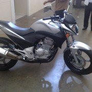 CB300R com ABS