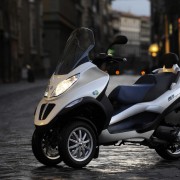 Piaggio MP3 Hybrid