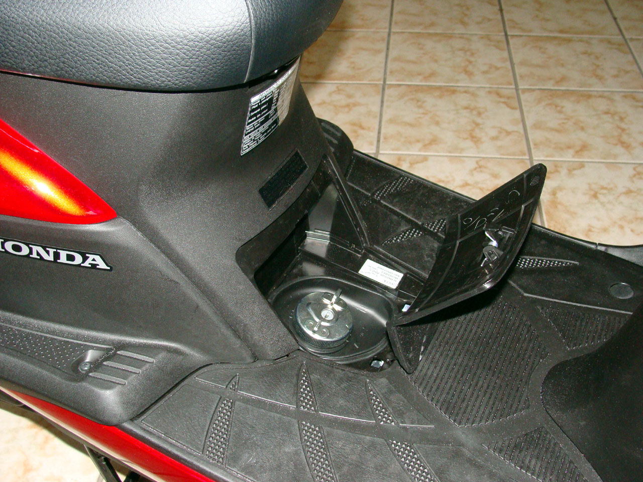 Honda lead 110 запчасти
