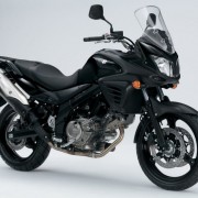 Suzuki DL-650 V-Strom Preta perfil Direita