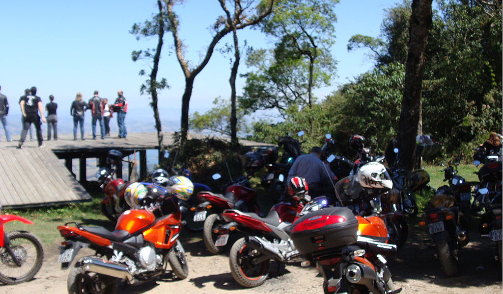 No topo da Serra do Lopo, rampa de vôo livre