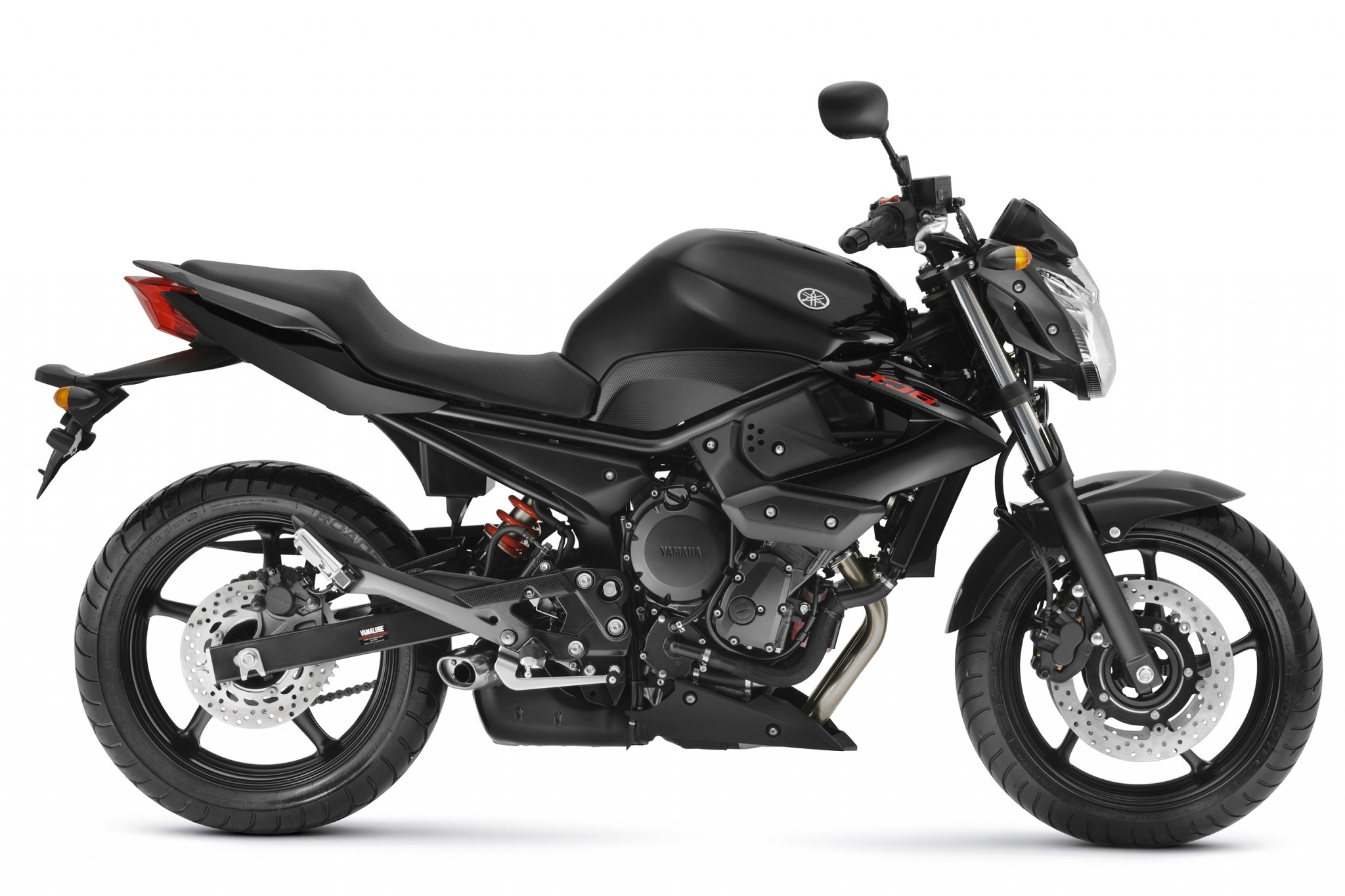 YAMAHA XJ6-N 2011 600 cm3 | moto roadster | 22 900 km 