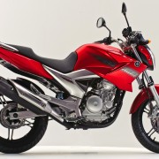 Yamaha YS-250 Fazer 2011 Vermelha